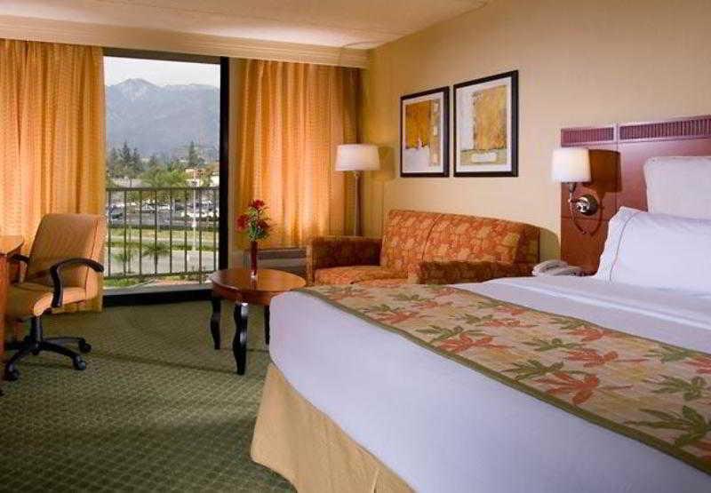 Courtyard By Marriott Los Angeles Pasadena/Monrovia Luaran gambar